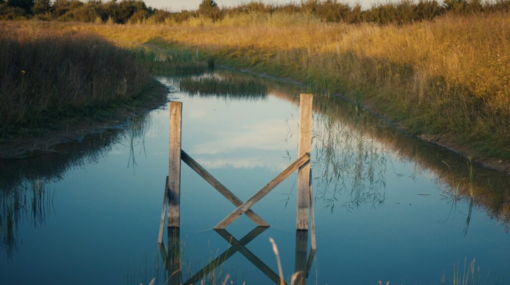 Lake-dock – BNG Units Ltd.